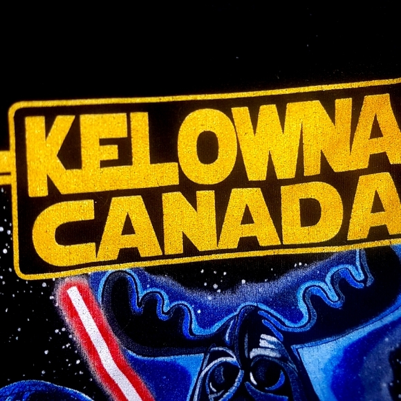 Kelowna Canada  Tee Shirt - Picture 8 of 8